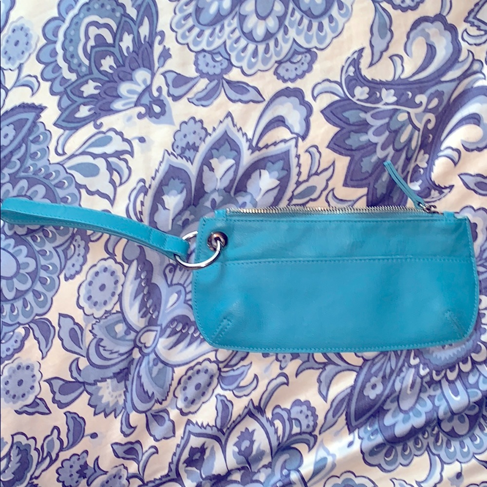 Blue leather wristlet by Old Navy. EUC